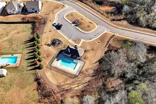 6968 Manchester Dr, Flowery Branch, GA 30542 - Photo 9