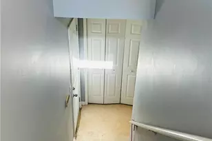 7607 Broadhurst Dr, Riverdale, GA 30296 - Photo 9