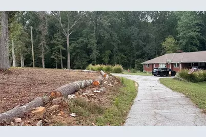 5165 Thompson Mill Road, Lithonia, GA 30038 - Photo 9