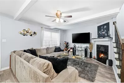 754 Garden View Drive, Stone Mountain, GA 30083 - Photo 5