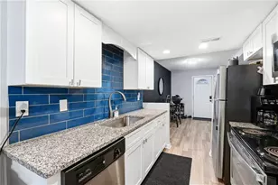 754 Garden View Dr, Stone Mountain, GA 30083 - Photo 11