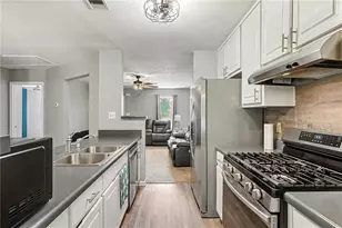 136 Glynn Addy Dr, Stockbridge, GA 30281 - Photo 9