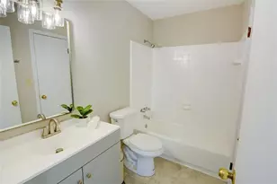 2260 Pernoshal Ct, Dunwoody, GA 30338 - Photo 19