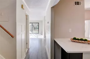 2260 Pernoshal Ct, Dunwoody, GA 30338 - Photo 7