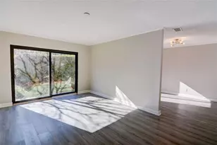 2260 Pernoshal Ct, Dunwoody, GA 30338 - Photo 9