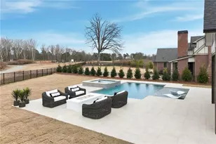 644 E Lake Dr, Gainesville, GA 30506 - Photo 17