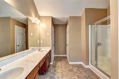 670 Roxford Ln, Buford, GA 30518 - Photo 9