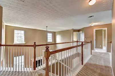 670 Roxford Ln, Buford, GA 30518 - Photo 7