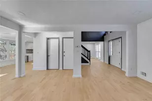 525 Abernathy Rd, Sandy Springs, GA 30328 - Photo 7