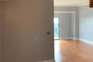 795 Hammond Dr, Atlanta, GA 30328 - Photo 3