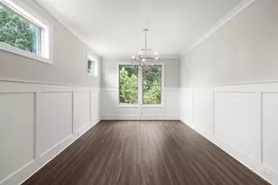 2245 Windsor Blfs Dr, Cumming, GA 30041 - Photo 5