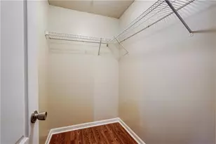 2837 Laurel Ridge Cir, East Point, GA 30344 - Photo 11