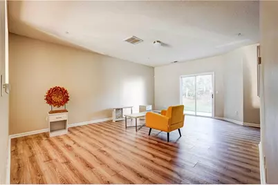 2837 Laurel Ridge Circle, East Point, GA 30344 - Photo 5