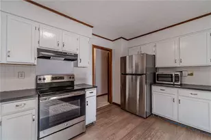 948 Hampton Trail NW, Lilburn, GA 30047 - Photo 13