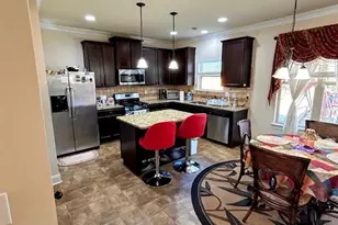 516 Georgia Cir, Loganville, GA 30052 - Photo 11