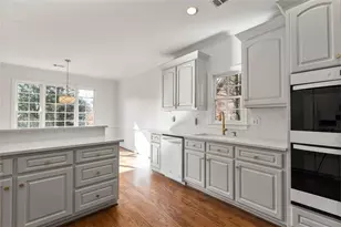 2800 Towne Village Dr, Duluth, GA 30097 - Photo 13