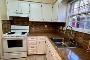 3888 York Pl, Decatur, GA 30032 - Photo 17