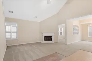 2633 Newtons Crest Cir, Snellville, GA 30078 - Photo 13