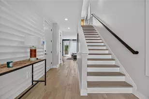 4012 Hazel Nut Ln, Atlanta, GA 30342 - Photo 5