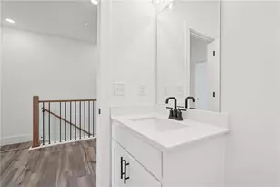 1563 Driggs Dr NW, Atlanta, GA 30318 - Photo 31