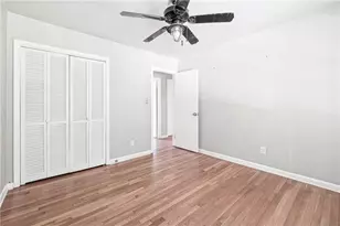 2073 E Roxboro Rd NE, Brookhaven, GA 30324 - Photo 11