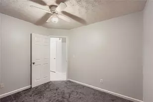 6474 Alford Cir, Lithonia, GA 30058 - Photo 15