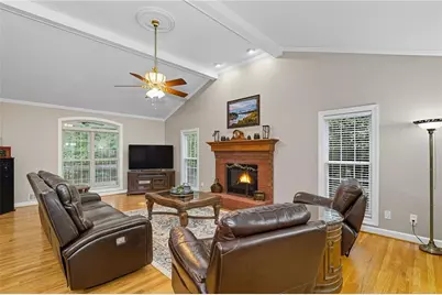 4445 Indian Trace Drive, Alpharetta, GA 30004 - Photo 9