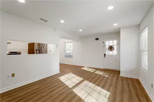 1358 Surrey Ln SW, Marietta, GA 30008 - Photo 5