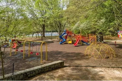 1333 Victor Road NE, Atlanta, GA 30324 - Photo 37