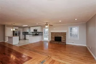 282 Somerset Ct, Lawrenceville, GA 30044 - Photo 9