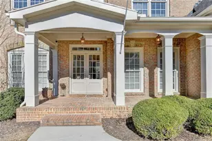 5712 Ashleigh Walk Dr, Suwanee, GA 30024 - Photo 3