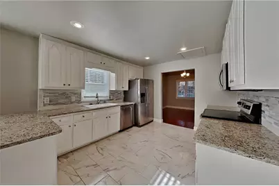 2453 Lorrie Drive, Marietta, GA 30066 - Photo 7