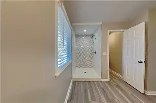 210 Timber Laurel Ct, Lawrenceville, GA 30043 - Photo 13