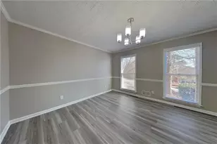 210 Timber Laurel Ct, Lawrenceville, GA 30043 - Photo 9