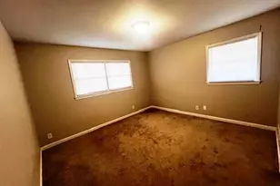 2944 Cherry Blossom Ln, Atlanta, GA 30344 - Photo 5