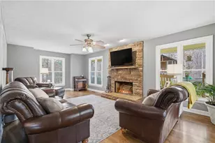 680 E Valley Rd NE, Rydal, GA 30171 - Photo 9