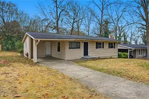 5213 Heather Ln, Atlanta, GA 30349 - Photo 3