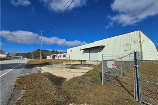 318 Modoc Rd, Swainsboro, GA 30401 - Photo 1