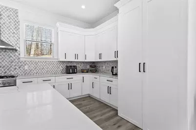 658 Rockbridge Road, Lilburn, GA 30047 - Photo 31