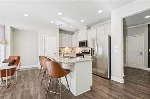 365 Hayden Cir, Woodstock, GA 30189 - Photo 5