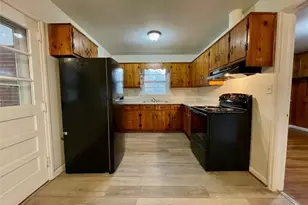 6328 Oakview Ln, Lithia Springs, GA 30122 - Photo 11