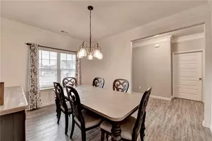 712 Owens Cir, Canton, GA 30115 - Photo 9