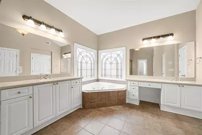 225 Lake Summit View, Atlanta, GA 30342 - Photo 21