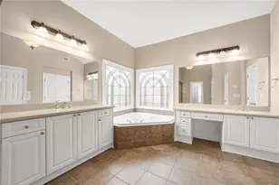 225 Lake Summit View, Atlanta, GA 30342 - Photo 21