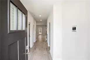 132 Post Oak Dr, Jackson, GA 30233 - Photo 5