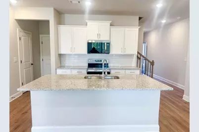 2402 Malster Lane, Lawrenceville, GA 30043 - Photo 7