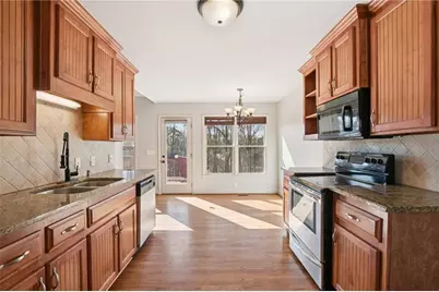 102 Oak Ridge Trail SE, White, GA 30184 - Photo 9