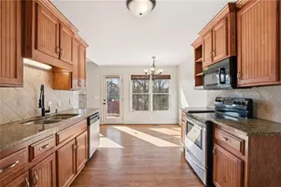 102 Oak Ridge Trail SE, White, GA 30184 - Photo 9