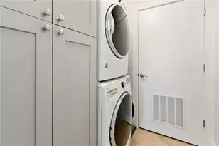 222 12th St NE, Atlanta, GA 30309 - Photo 33