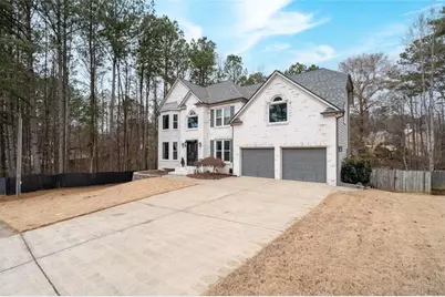 640 Braidwood Drive NW, Acworth, GA 30101 - Photo 3